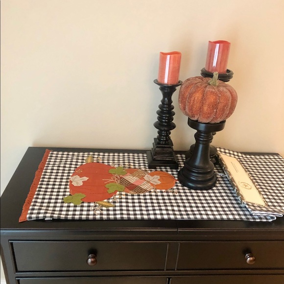 Black and White Check Pumpkin Table Runner - Picture 4 of 10